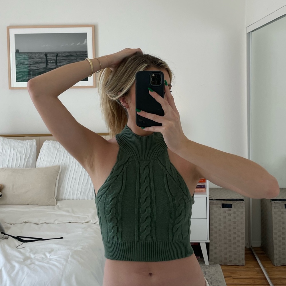 MORE TO COME Yoli Open Back Top in Olive Green